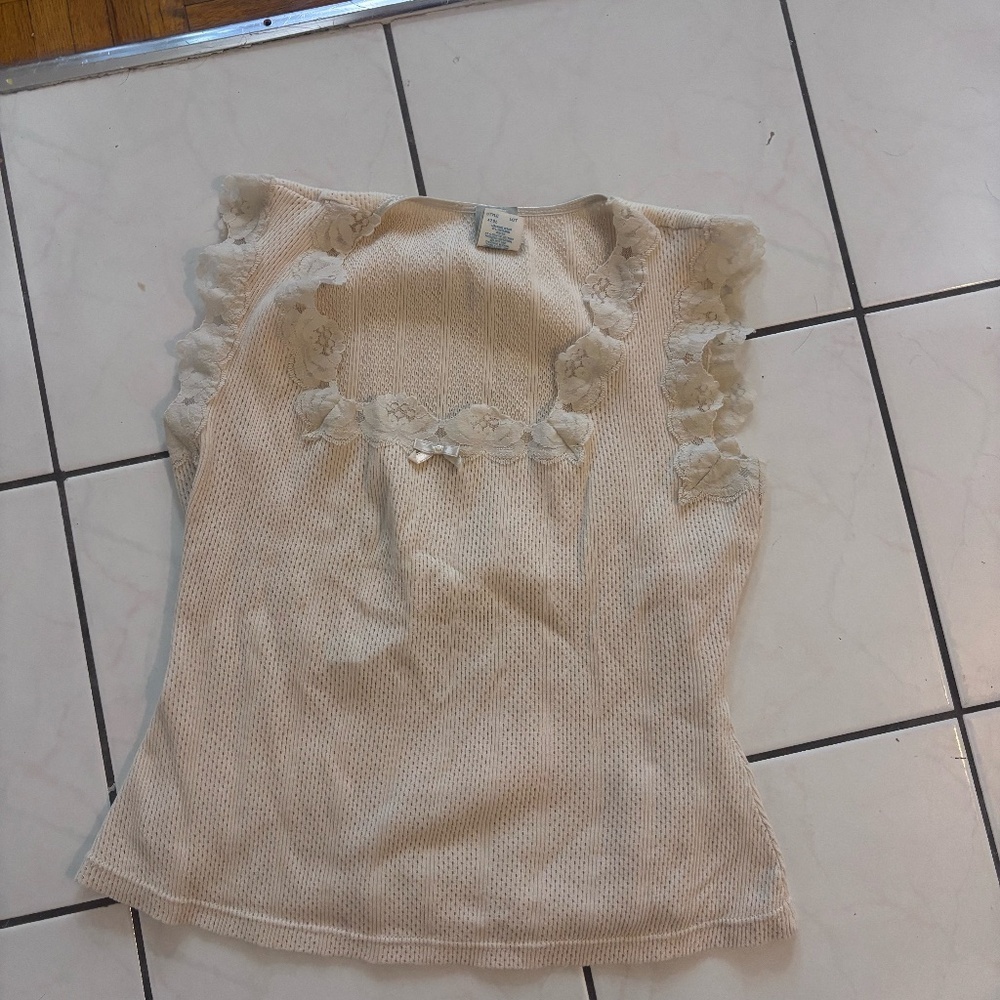 vintage 80s tank top with lace trim and bow * accepting offers